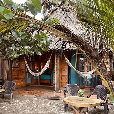 Chill And Surf Mendihuaca Hotel Guachaca Luaran gambar
