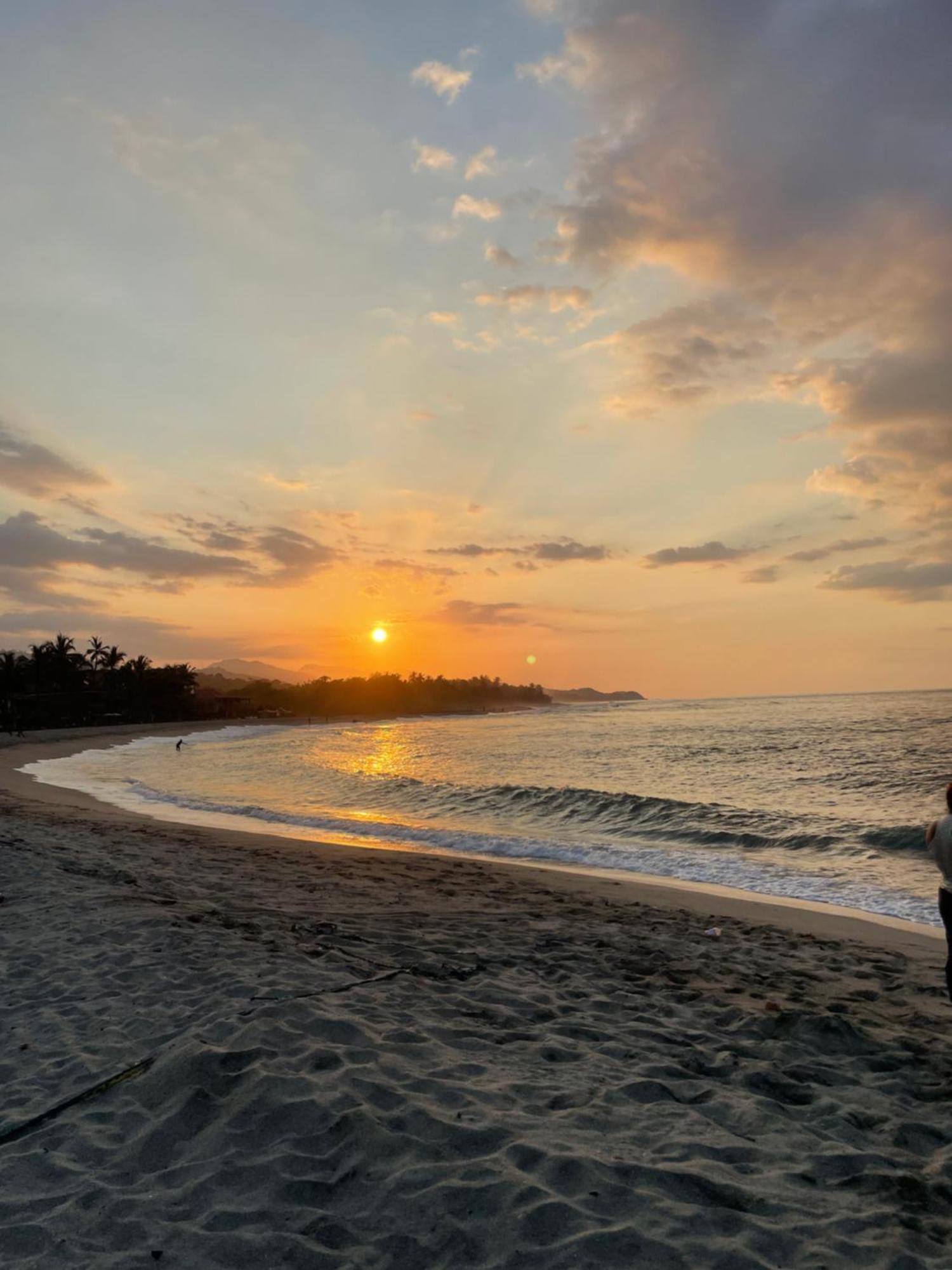 Chill And Surf Mendihuaca Hotel Guachaca Luaran gambar