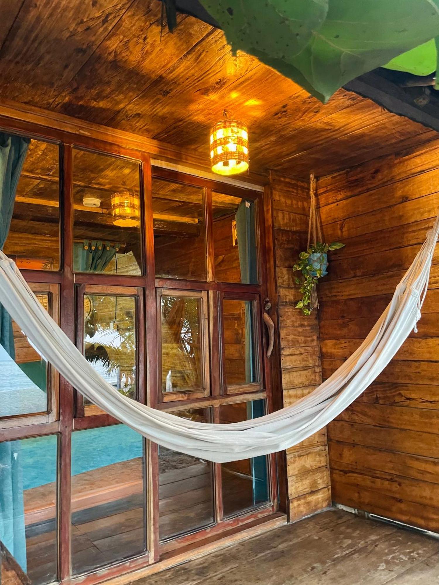 Chill And Surf Mendihuaca Hotel Guachaca Luaran gambar