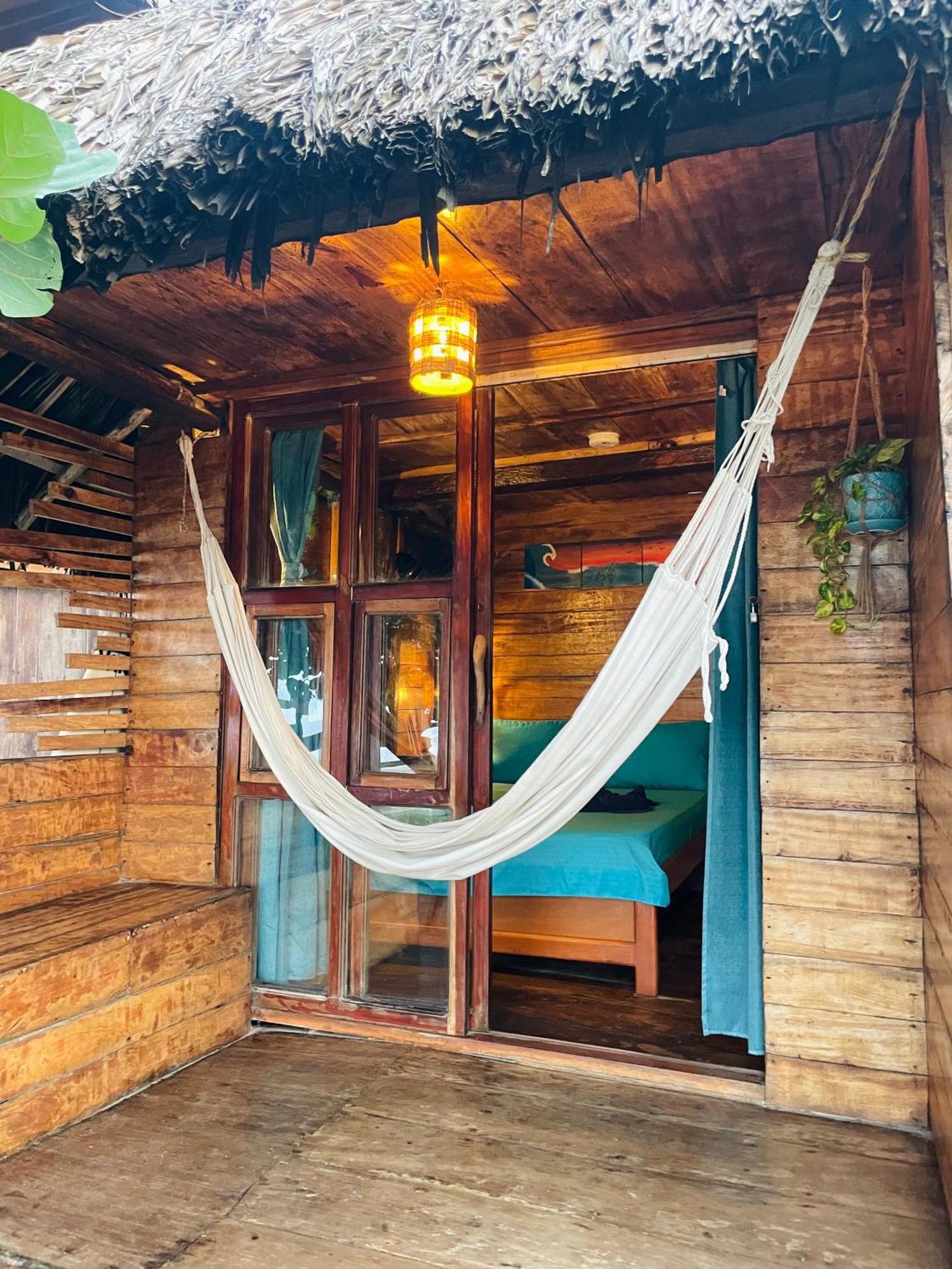 Chill And Surf Mendihuaca Hotel Guachaca Luaran gambar
